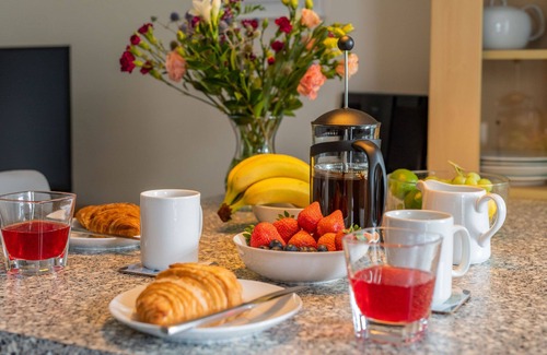 Saltash Cottage | Beautiful 4* Cottage in a peaceful, rural setting with Country Club membership.
