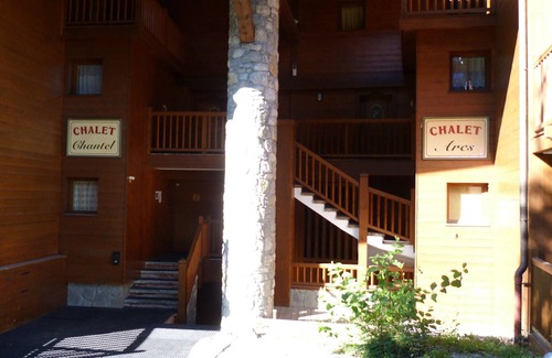 Arc-1800 Apartment | Beautiful 4-Room Apartment, 7 People, Ski-In/Ski-Out in Arc 1800