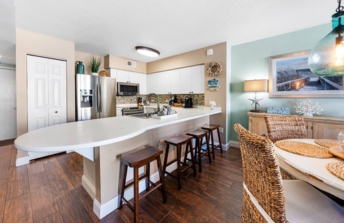 Fort Walton Beach Resort | Beautiful 4th floor, 2 bed, 2 bath. Ready for your beach vacation!