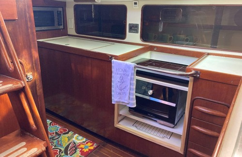 Southwind Boat Rental | Beautiful 50 ft Sailboat at Dock - Amazing Views