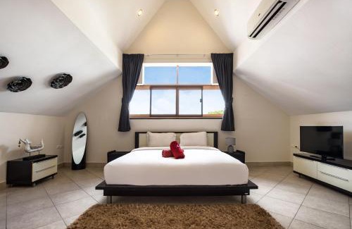 Ban Saiyuan Villa | Beautiful 5BR Villa Felicity, Pool & Garden, near Naiharn