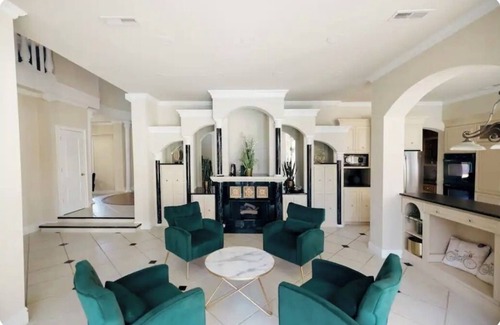 Harrisburg House | Beautiful 7 bd room mansion with large pool and in home theater!