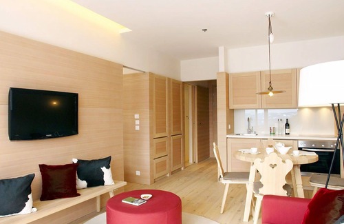 Rennweg am Katschberg Apartment | Beautiful apartment for 4 people with pool, WIFI, TV, terrace, panoramic view and parking