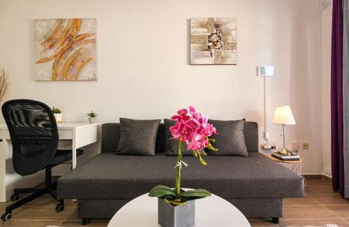 Playa San Juan Apartment | Beautiful Apartment with AC just steps from the sea in Playa San Juan