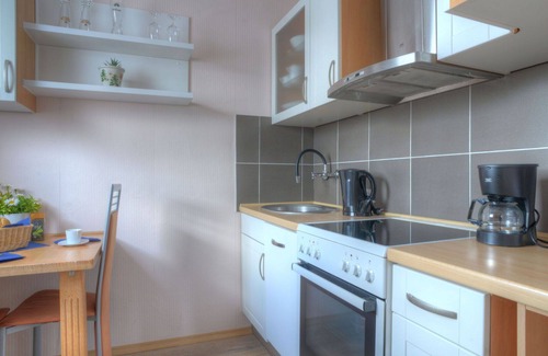 Bromskirchen Apartment | Beautiful apartment for 2 people with WIFI, TV, balcony, pets allowed and parking