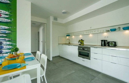 Balatonszemes Apartment | Beautiful apartment for 6 guests with pool, A/C, WIFI, TV, terrace and pets allowed
