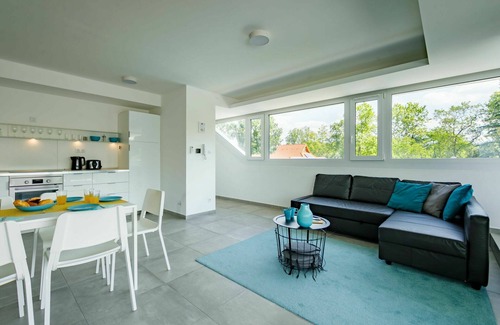 Balatonszemes Apartment | Beautiful apartment for 6 guests with pool, A/C, WIFI, TV, terrace and pets allowed