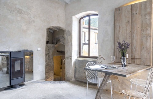 Pietrabruna Apartment | Beautiful apartment for 7 guests with WIFI, terrace and parking