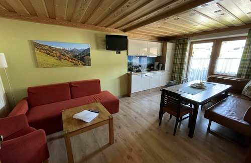 Prutz Apartment | Beautiful apartment for 6 guests with WIFI, TV, terrace and pets allowed