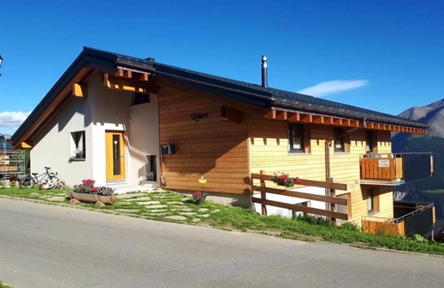 Bettmeralp Apartment | Beautiful apartment for 5 guests with WIFI and TV