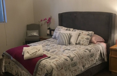 Layton Apartment | Beautiful Apartment close to EVERYTHING!