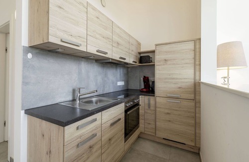 Mistelgau House | Beautiful apartment in villa for 8 guests with WIFI, TV, terrace, pets allowed and parking