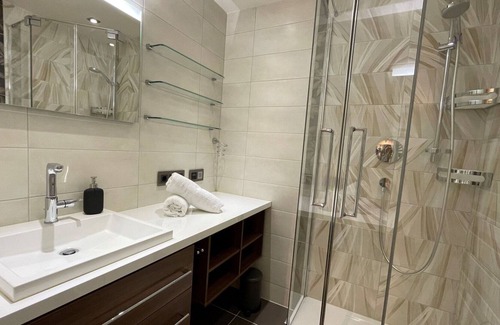 Schuttdorf Apartment | Beautiful apartment for 4 people with WIFI, TV, balcony and parking
