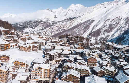 Saas-Fee Apartment | Beautiful apartment for 2 people with WIFI, TV and balcony
