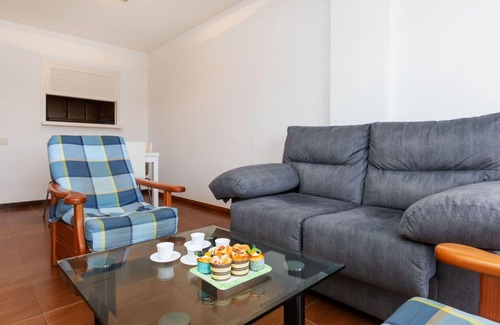 Pedrinya Apartment | Beautiful apartment for 4 people with WIFI, TV and terrace