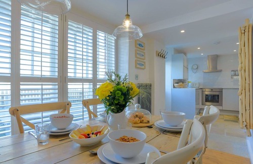 Trebarwith Apartment | Beautiful apartment for 4 guests with WIFI, TV, patio and pets allowed