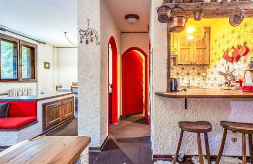 Madesimo Apartment | Beautiful apartment for 5 guests with WIFI, TV, terrace and pets allowed