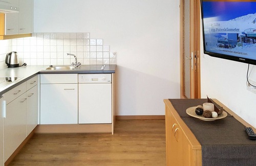 Fendels Apartment | Beautiful apartment for 6 people with WIFI, TV, terrace and pets allowed
