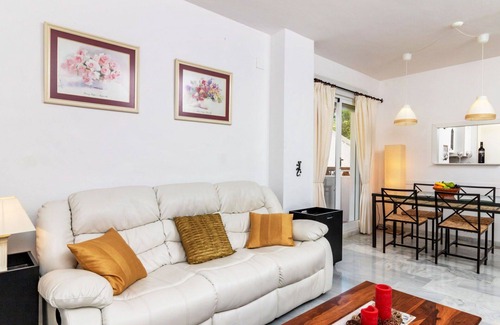 Mijas Apartment | Beautiful apartment for 4 guests with pool, WIFI, A/C, TV and terrace