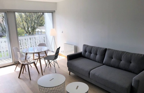 Saint-Fons Apartment | Beautiful Apartment (4pers) with pool -Albigny-Lyon