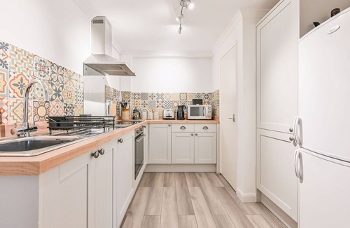 Portmellon Apartment | Beautiful apartment for 2 guests with WIFI, TV, terrace and parking