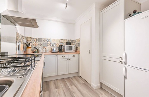Portmellon Apartment | Beautiful apartment for 2 guests with WIFI, TV, terrace and parking