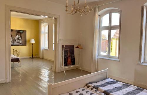 Hattingen Apartment | Beautiful apartment in a historic villa