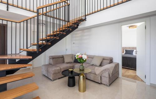 Rogoznica Apartment | Beautiful Apartment In Rogoznica