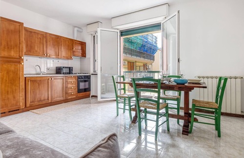 Recco Apartment | Beautiful apartment in Recco with WiFi