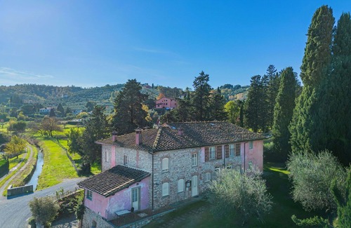 San Michele di Moriano Villa | Beautiful apartment in villa for 2 guests with pool, WIFI, TV and terrace