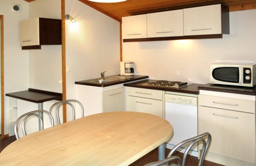 Beynat House | Beautiful apartment in villa for 4 people with WIFI, pool, TV, terrace and pets allowed