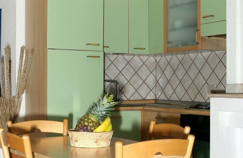 Sant'Elmo House | Beautiful apartment in villa for 4 guests with A/C, TV, terrace, pets allowed and parking