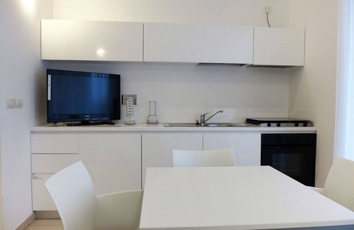 Marina di Vasto Apartment | Beautiful apartment for 5 guests with pool, A/C, WIFI, TV, patio, pets allowed and parking