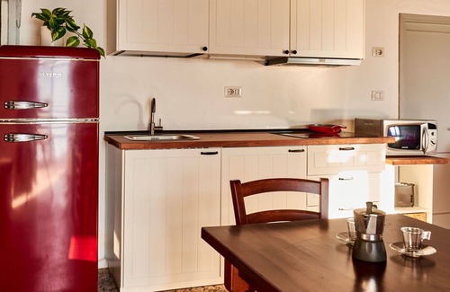Bellano House | Beautiful apartment in villa for 2 guests with A/C, WIFI, TV, terrace and pets allowed