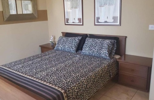 Old Town Apartment | Beautiful Apartment with pool in Paphos Cyprus