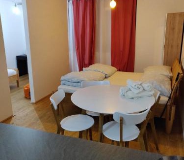 Vienna Apartment | Beautiful Apartment with Parking, Brilliant Location