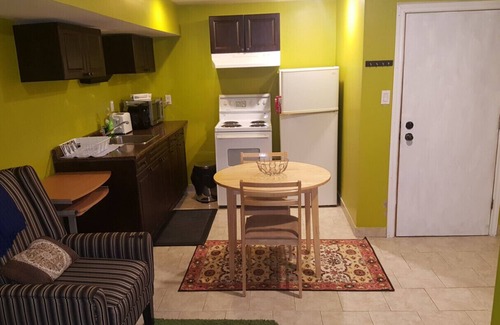 Sudbury Villa | Beautiful bachelor appartement in the heart of the city. Newly renovated