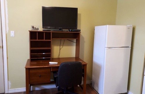 Sudbury Villa | Beautiful bachelor appartement in the heart of the city. Newly renovated