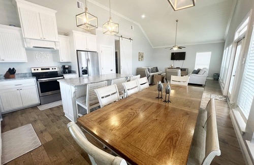 Golden Meadow House | Beautiful Bay Views at The Anchor Holds - Formally Overboard