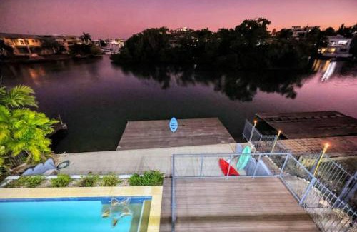 Bayview House | Beautiful Bayview - King Beds, Pool Water Frontage