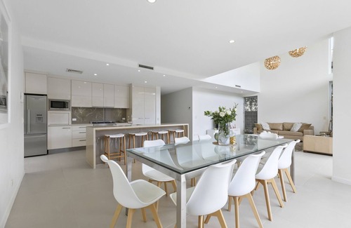 Yaroomba House | Beautiful beachside retreat - the perfect place to relax and unwind
