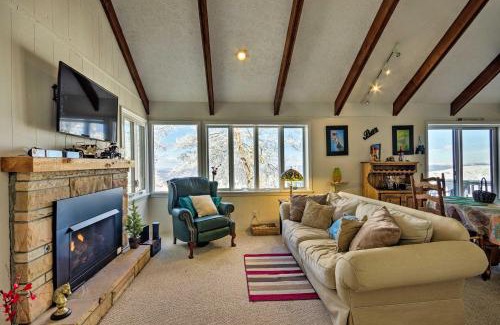 Beech Mountain Apartment | Beautiful Beech Mountain Condo with Private Balcony!