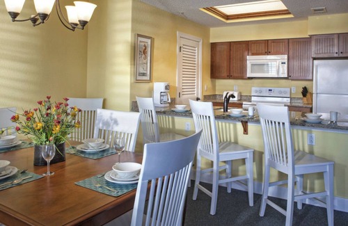 Palmetto Dunes Condo | Beautiful Bluewater Resort and Marina. Two Bedroom Two Bathroom. Book now!