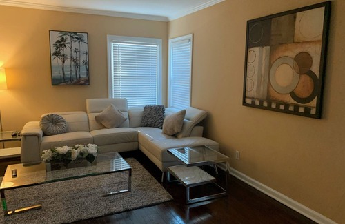 Garden Hills House | BEAUTIFUL BUCKHEAD LIVING 1BDR