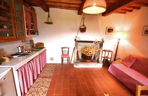 San Quirico Cottage | Beautiful Cottage in Pescia