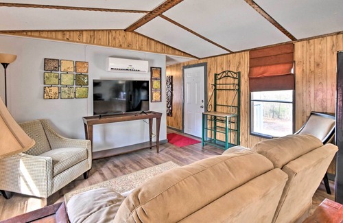 Lemon Springs House | Beautiful Cameron Retreat w/ On-Site Hiking!