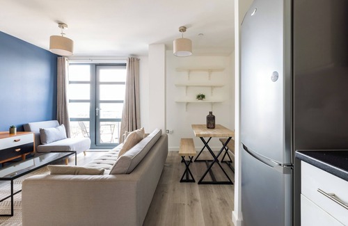 De Beauvoir Apartment | Beautiful Canal-Side Apartment in Islington