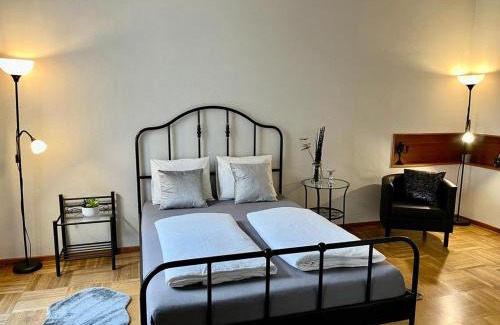 Wahring Apartment | Beautiful city centre apartment