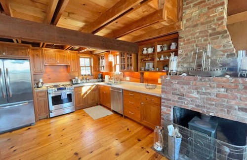 Nantucket House | Beautiful Coastal Home, steps from Cisco Beach