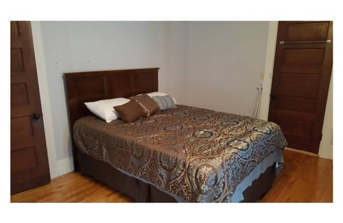 Brighton House | Beautiful Colonial right next to the VAST trail. Lots of parking for trailers .